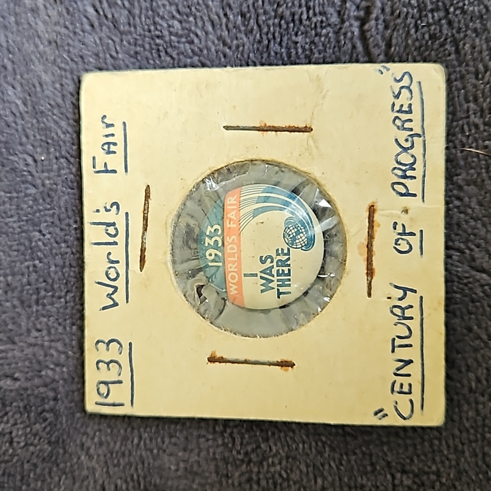 1933 World's Fair pin
